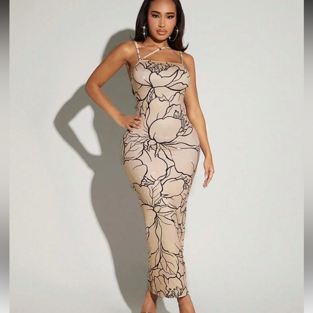 Figuratively Speaking Floral Print Maxi Dress NEW 🏷️